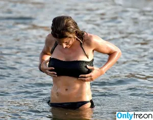 Gemma Atkinson / MissGAtkinson / glouiseatkinson nude photo #0801