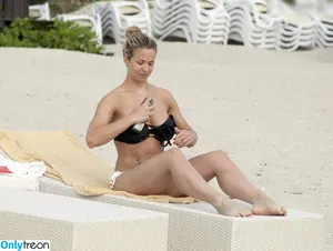 Gemma Atkinson / MissGAtkinson / glouiseatkinson nude photo #0885