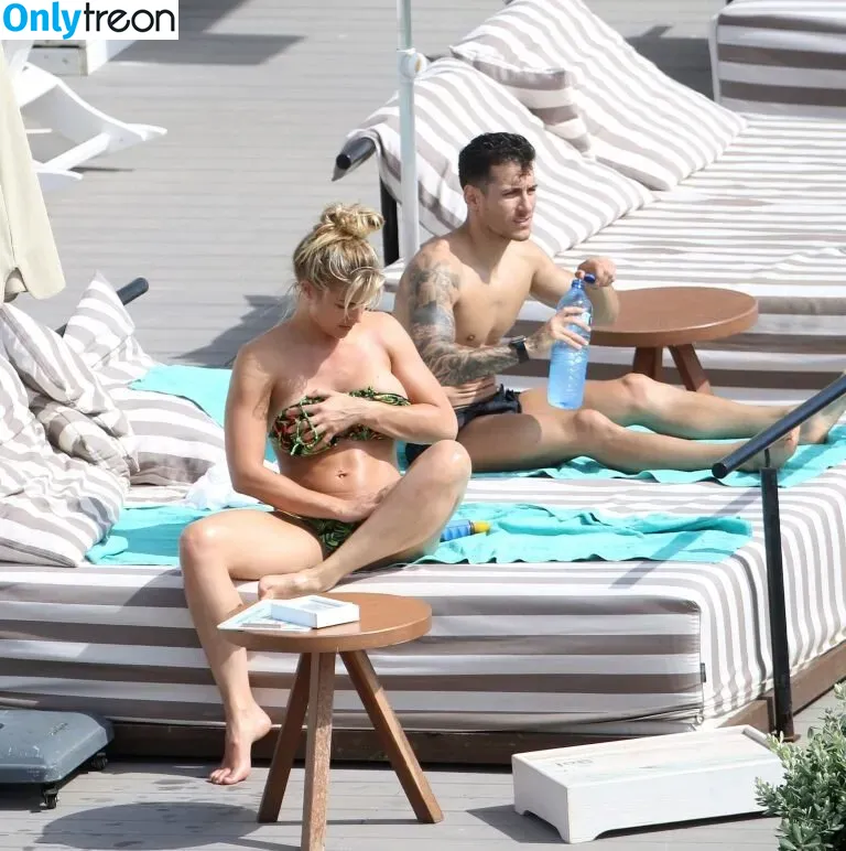 Gemma Atkinson nude photo #0089 (MissGAtkinson / glouiseatkinson)