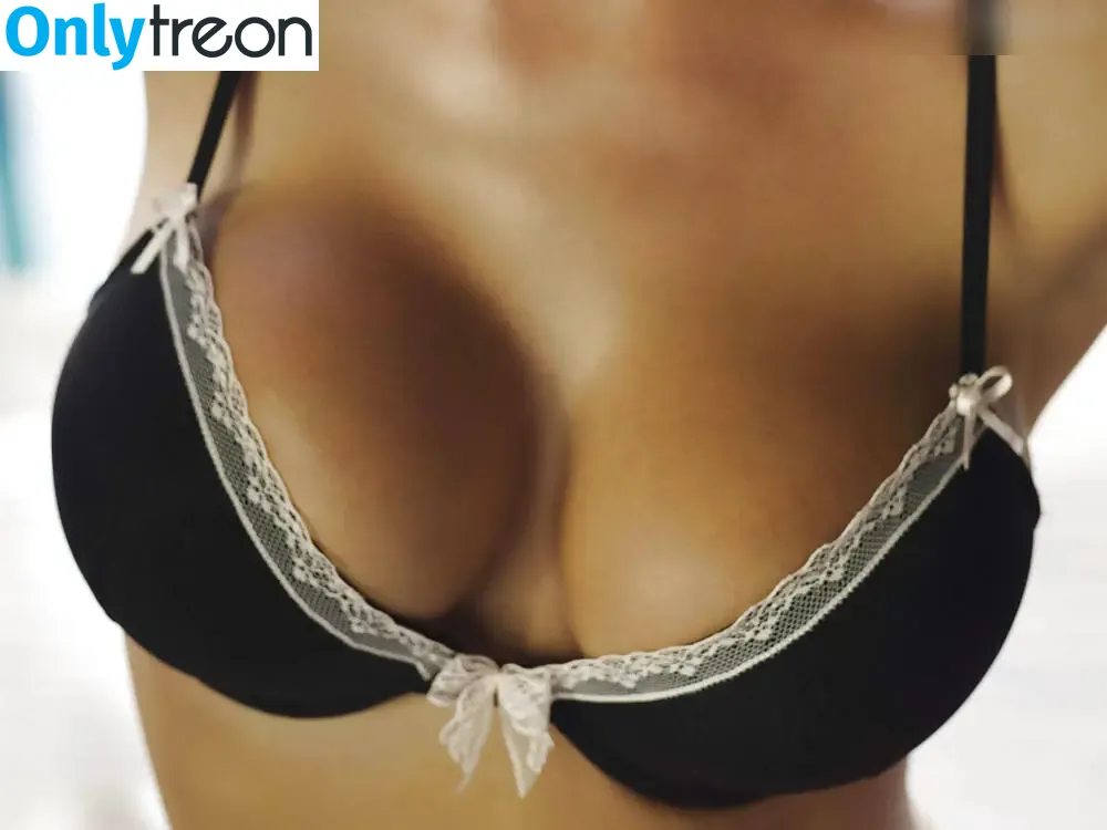 Gemma Atkinson nude photo #0512 (MissGAtkinson / glouiseatkinson)