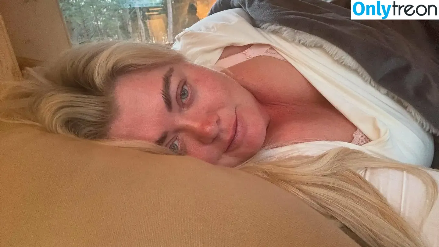 Gemma Collins nude photo #0042 (gemmacollins)