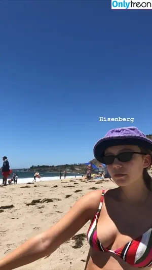 Genevieve Hannelius / ghannelius nude photo #0361