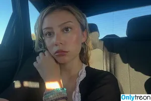 Genevieve Hannelius / ghannelius nude photo #0378
