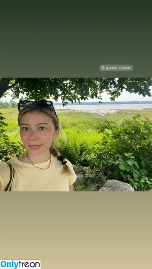 Genevieve Hannelius / ghannelius nude photo #0419