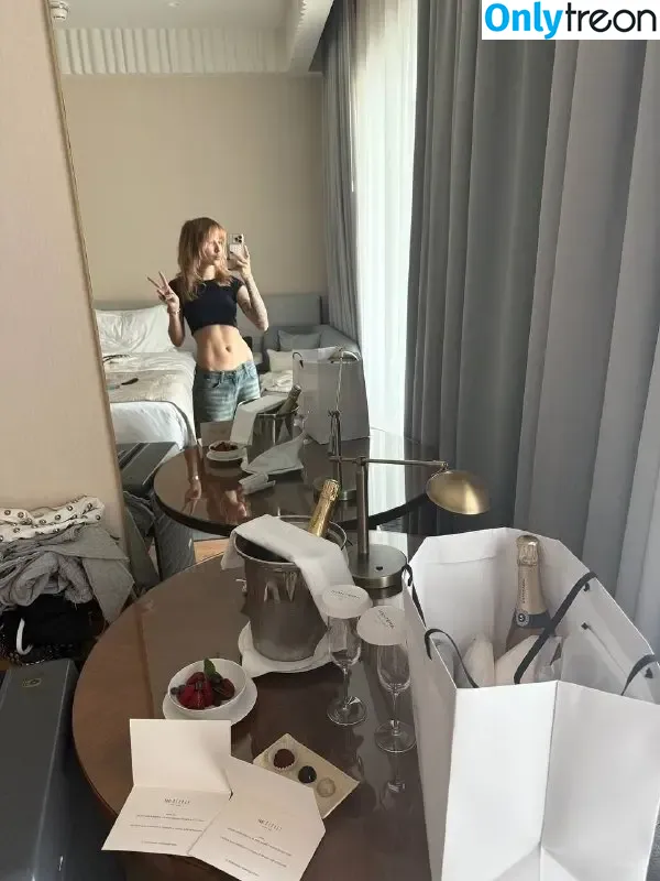 gensyxa nude photo #0013 (gensyxa)