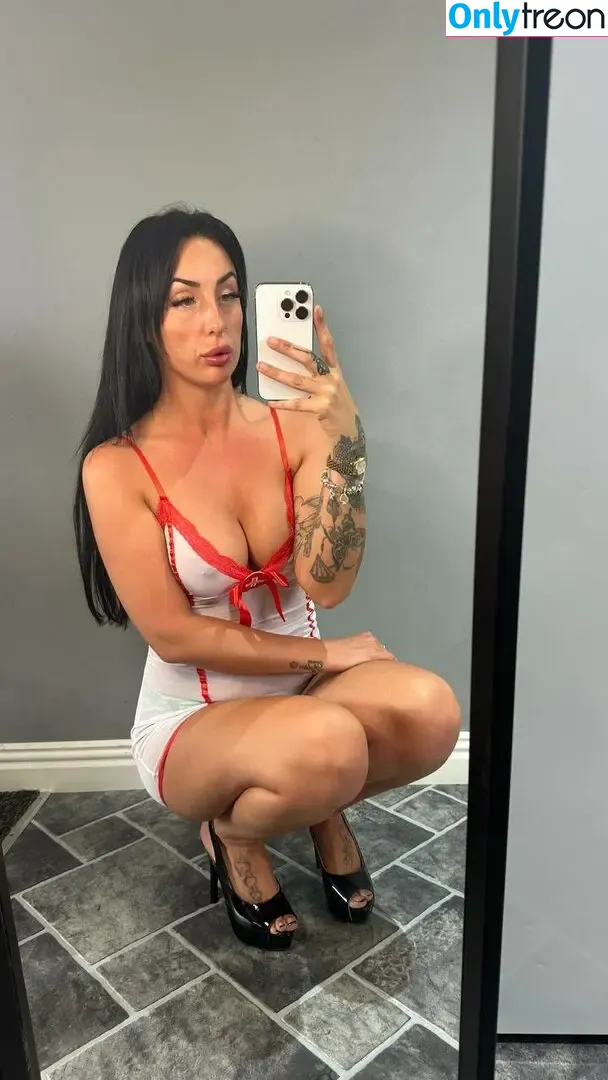 Geordie Hattie nude photo #0010 (Geordiegoddesshattiee / Geordiehattieexo)