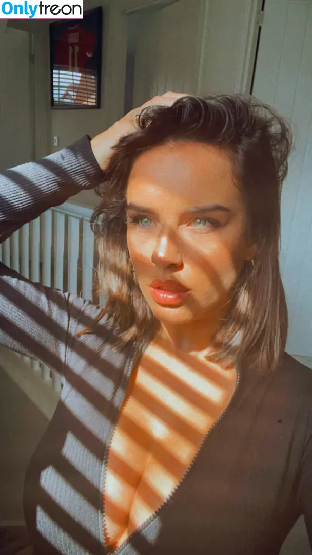 Georgia May Foote nude photo #0021 (georgiafoote / georgiamay112)