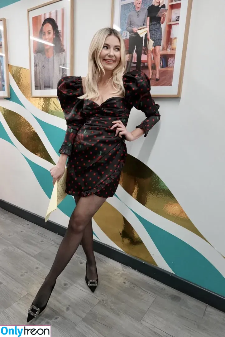 Georgia Toffolo nude photo #0005 (Toff / georgiatoffolo)