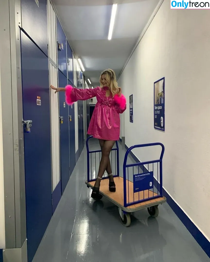 Georgia Toffolo nude photo #0019 (Toff / georgiatoffolo)