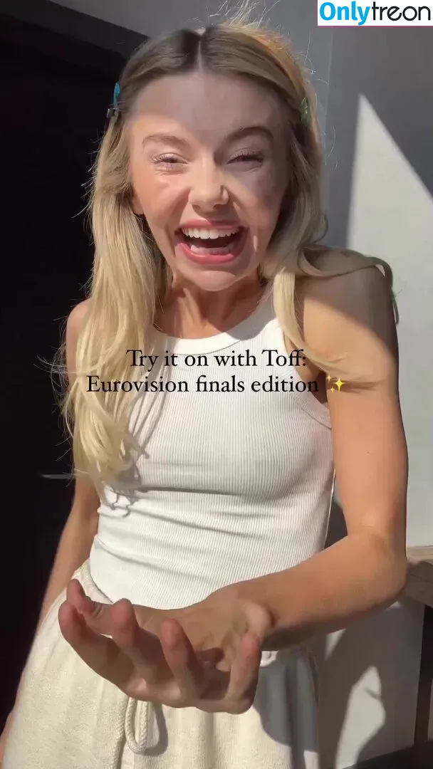Georgia Toffolo nude photo #0138 (Toff / georgiatoffolo)