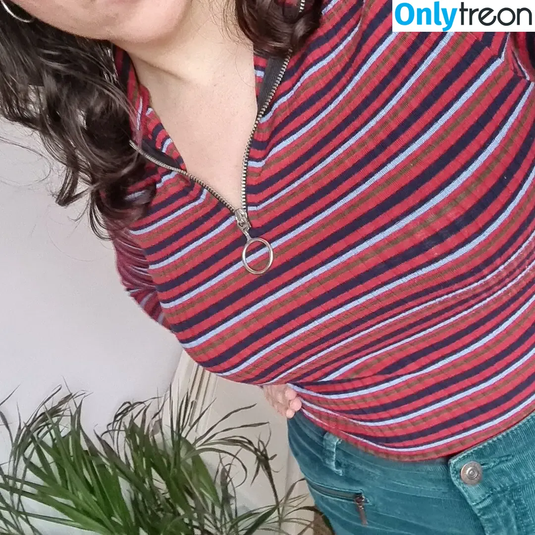 Georgia Veitch nude photo #0004 (GeorgiaVeitch)