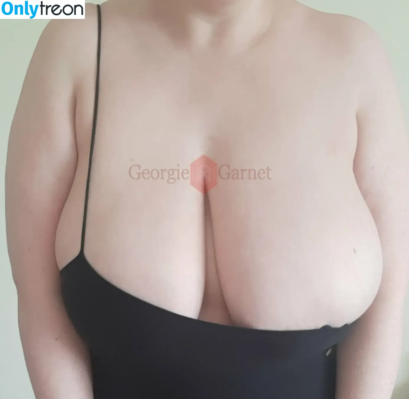 GeorgiexGarnet nude photo #0030 (gthatass / stronger_than_you)