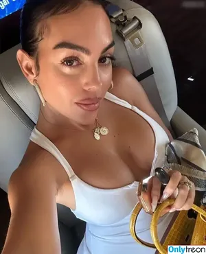 Georgina Rodriguez Hernández / georginagio nude photo #0378