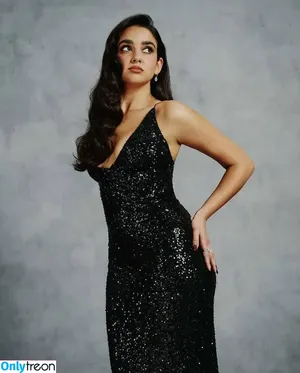 Geraldine Viswanathan / yoyogeraldine nude photo #0123