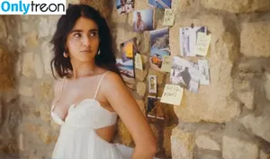 Geraldine Viswanathan / yoyogeraldine nude photo #0213