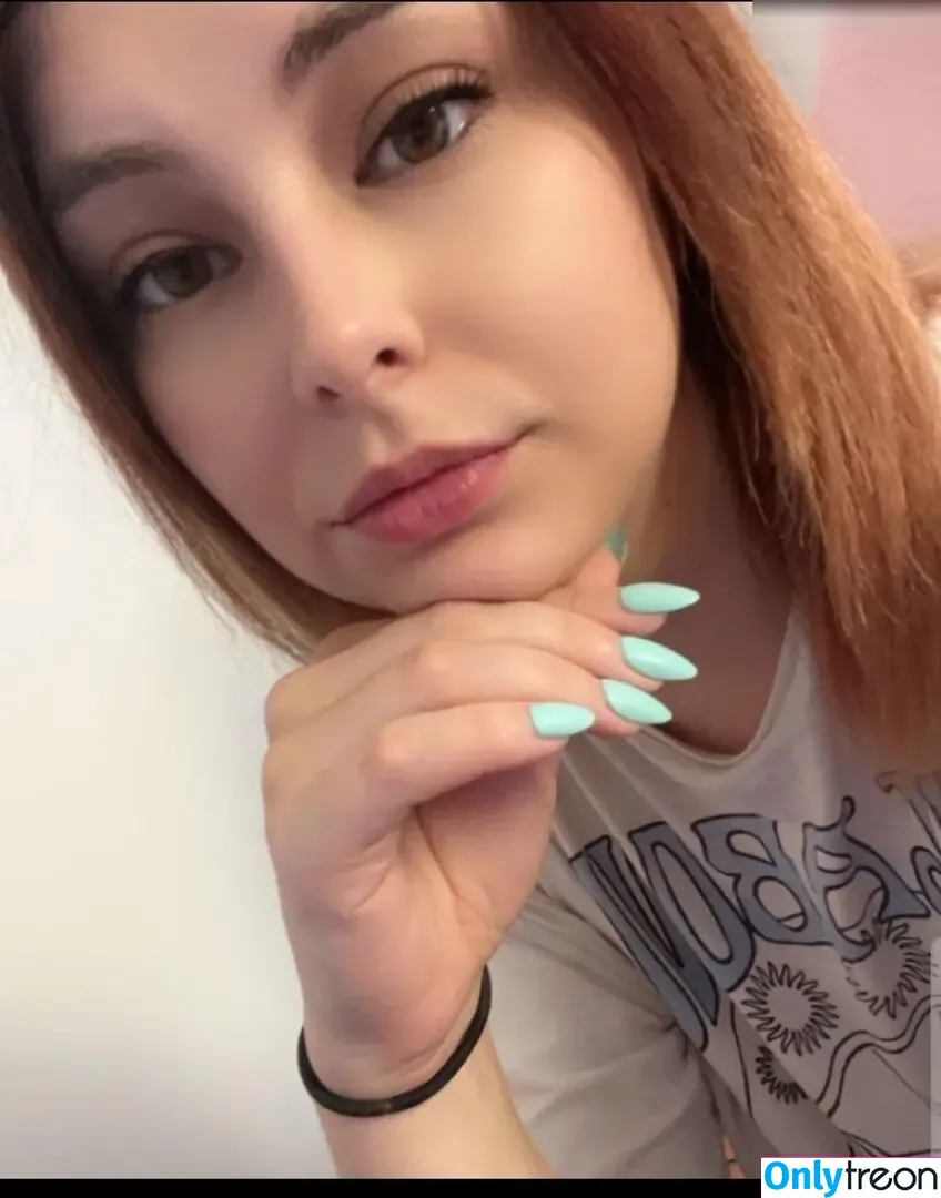Germangirl1996 nude photo #0006 (Germangirl1996_)