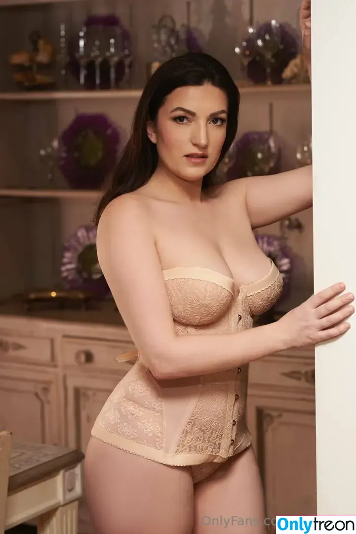gfe-alice nude photo #1056 (aliceabdelaziz / morealice)