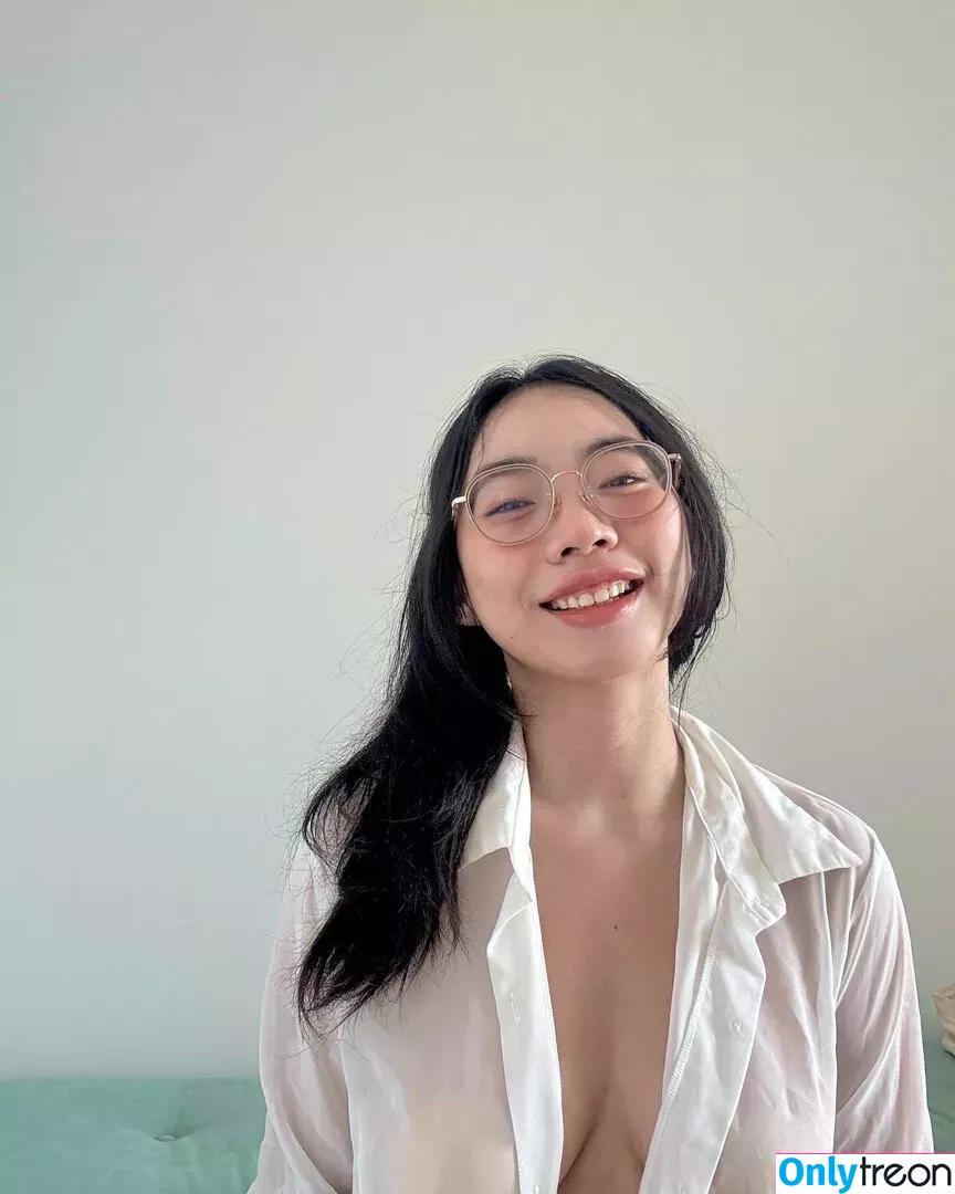GGoldenbee nude photo #0071 (Dayone_ps / goldenbeelive)