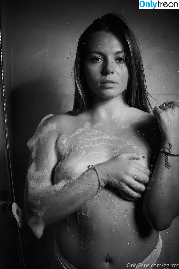 ggrrcc nude photo #0024 (elgordoylaflaca54)