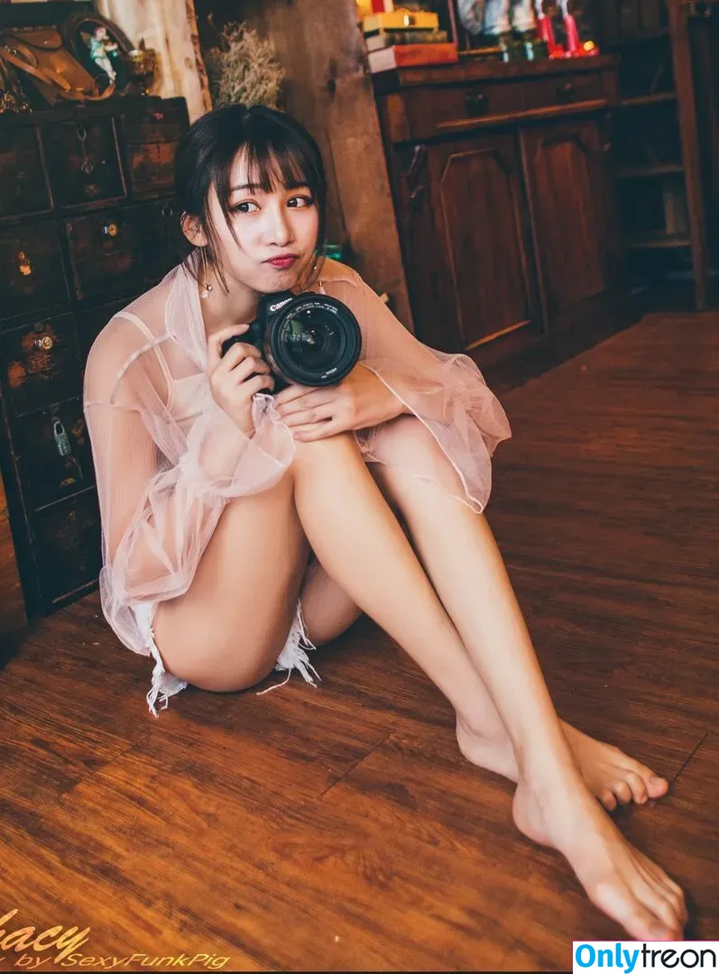 ggshacylin nude photo #0223 (ggshacylin)