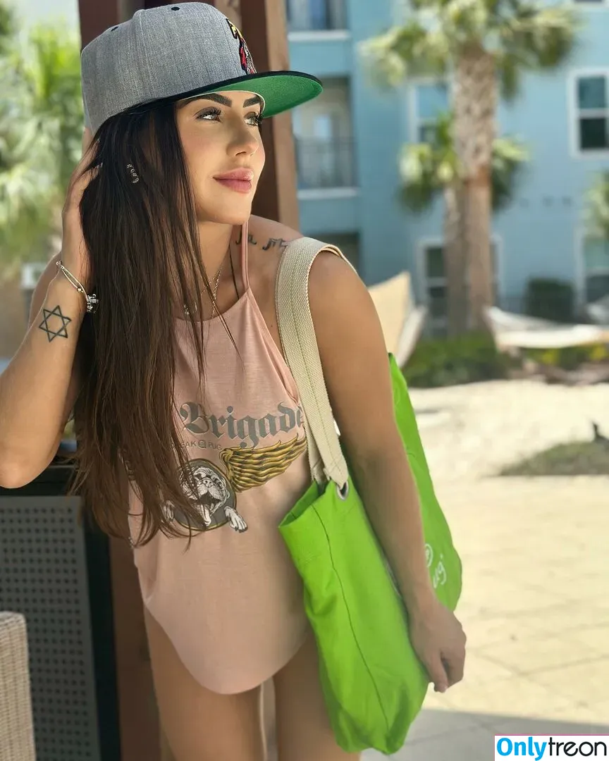 Ghi Eburneo nude photo #0021 (ghi_eburneo / giovanna)