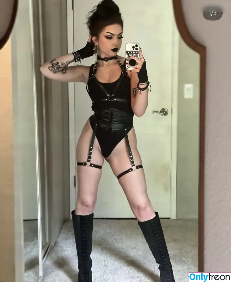 ghostwifeey nude photo #0070 (ghostwifeey)