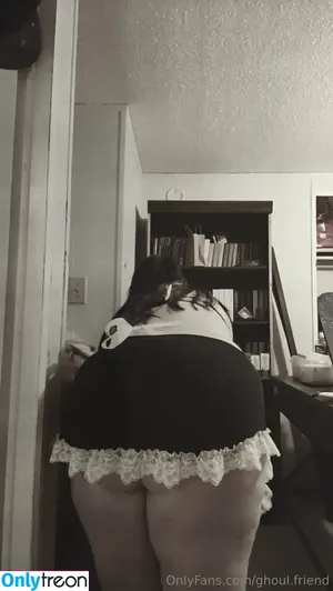 ghoul.friend / ghoulfriendspodcast nude photo #0022