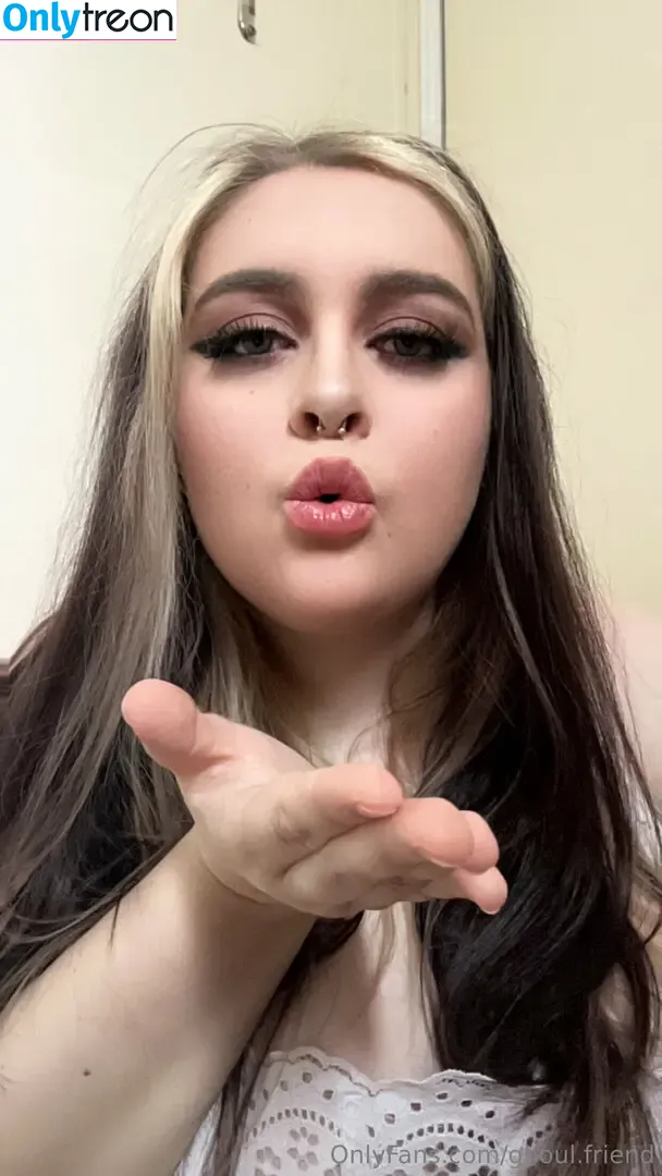 ghoul.friend nude photo #0014 (ghoulfriendspodcast)