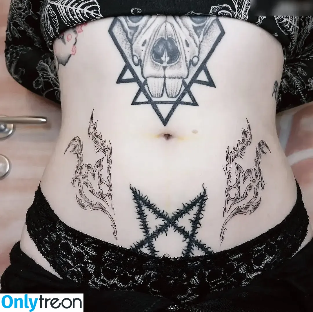 Ghoulfriendxx nude photo #0005 (ghoulfriendx)