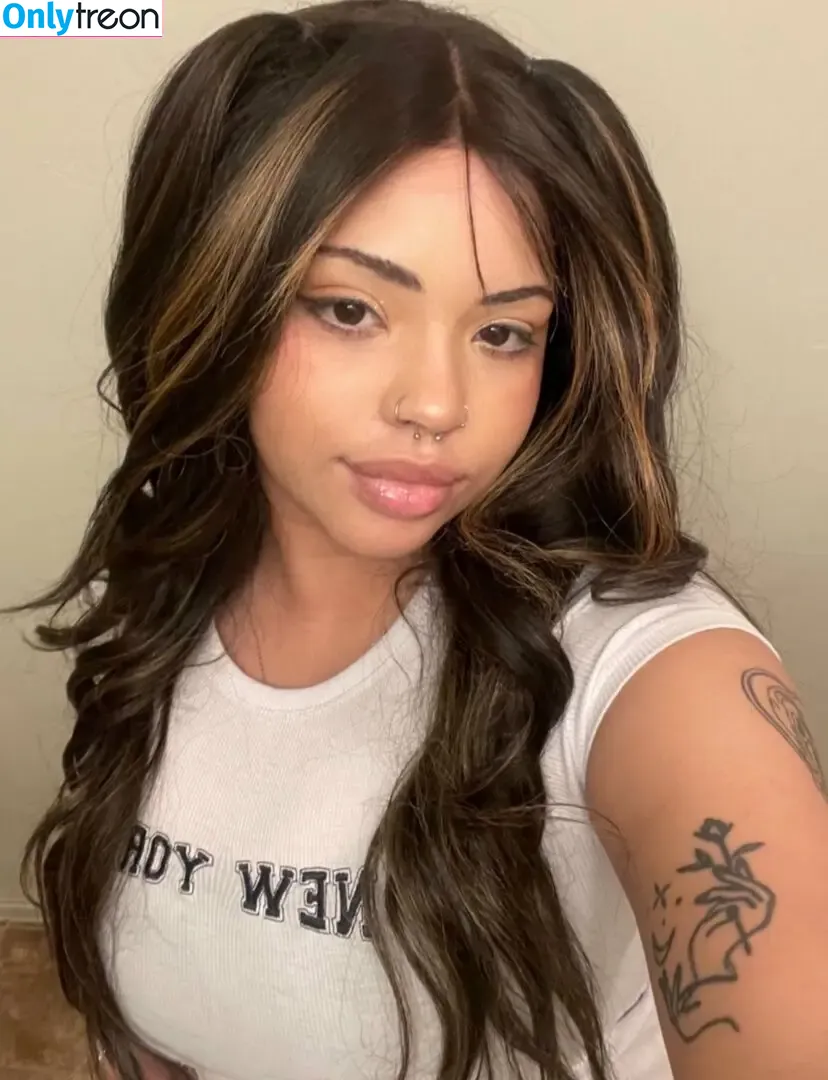 Ghstprincss nude photo #0004 (Ghsthoerror)