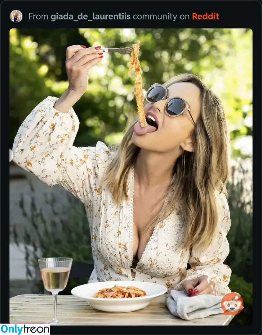 Giada De Laurentiis nude photo #0182 (giadadelaurentiis)