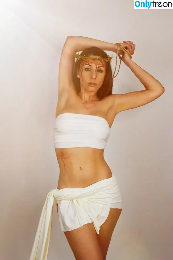 Giada Robin nude photo #1007 (giadarobin)