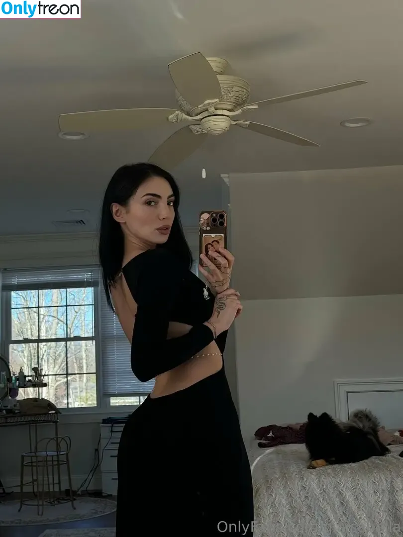 giaisabella nude photo #0010 (gia.isabellag)