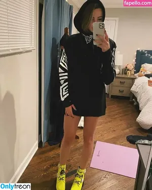 Gibi Asmr / GibiOfficial nude photo #1036