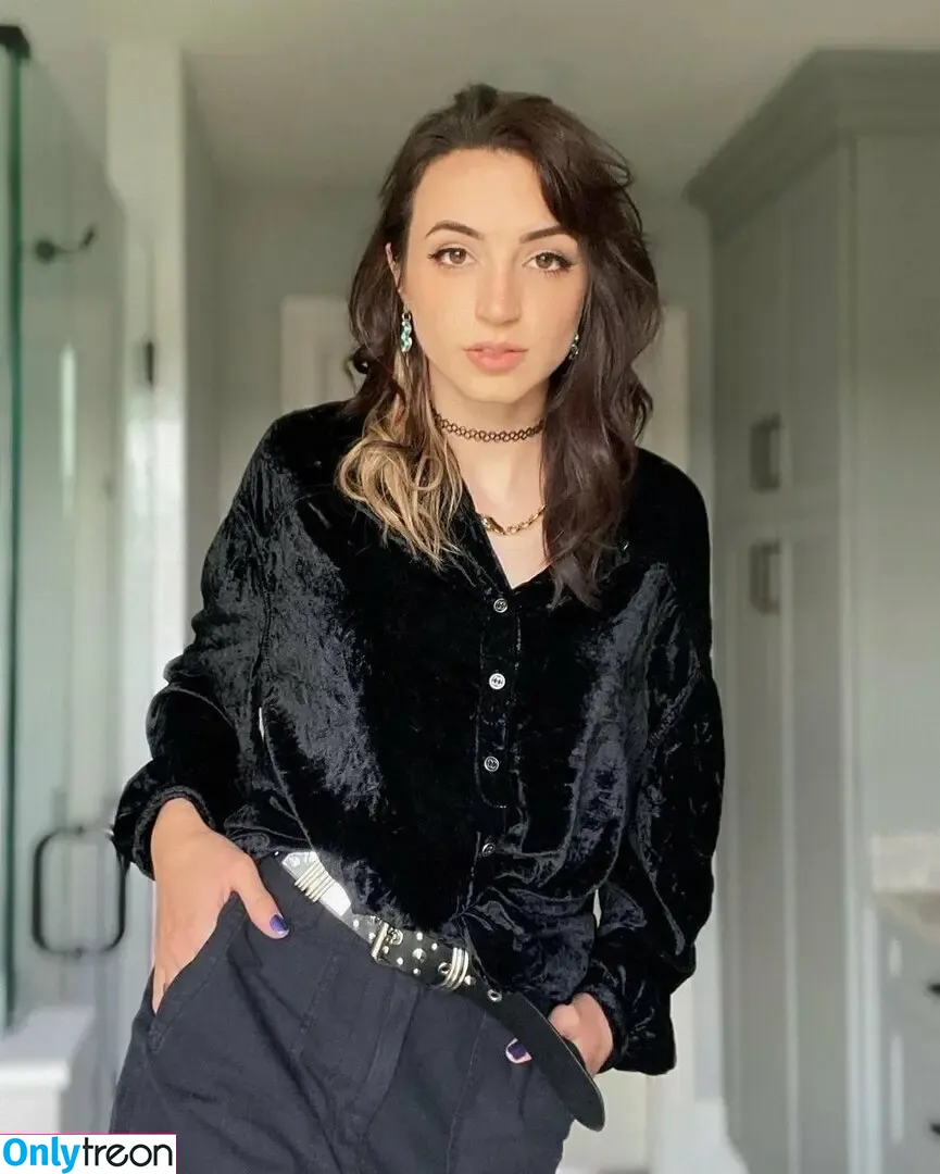 Gibi Asmr nude photo #1068 (GibiOfficial)