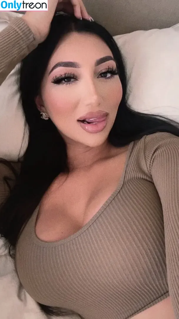 Gigi__chanel nude photo #0001 (Gigi__chanel)