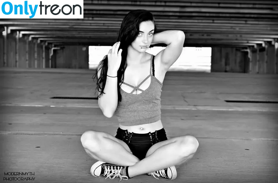 GiGi Dolan nude photo #0013 (Priscilla Kelly / gigixdolan)