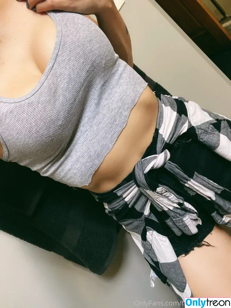 GiGi Dolan nude photo #0120 (Priscilla Kelly / gigixdolan)
