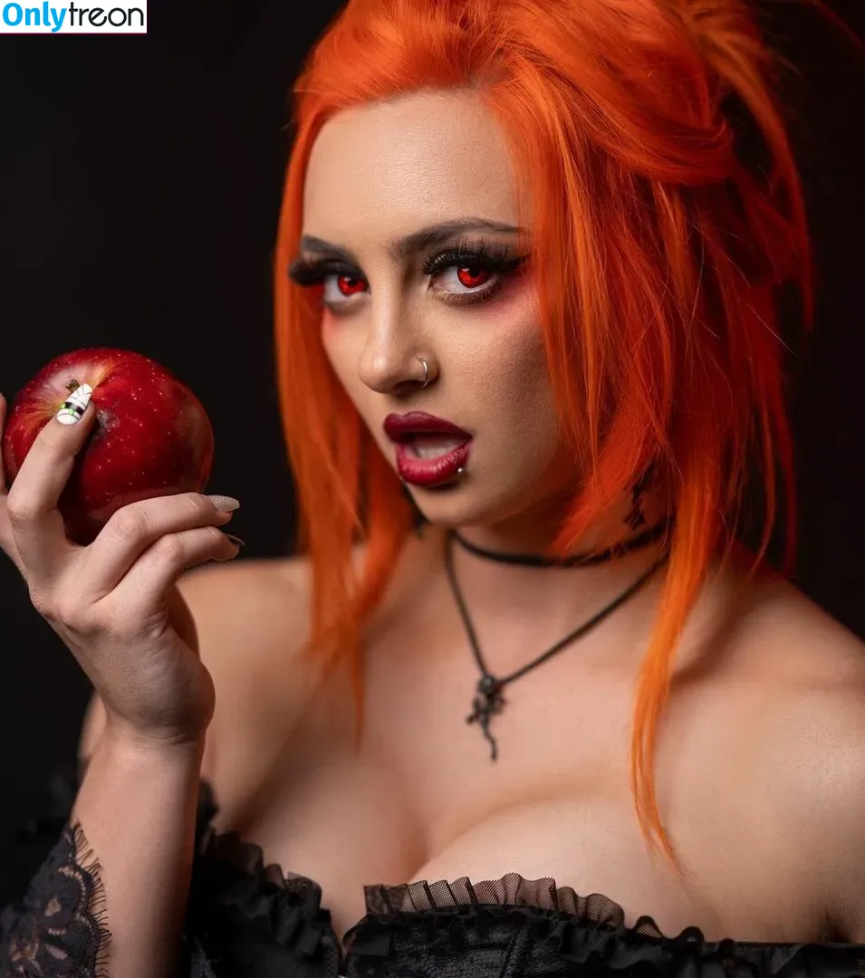 GiGi Dolan nude photo #0200 (Priscilla Kelly / gigixdolan)