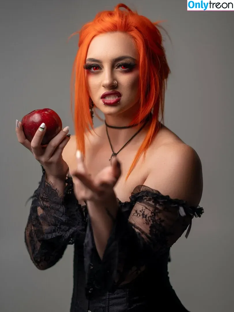 GiGi Dolan nude photo #0217 (Priscilla Kelly / gigixdolan)