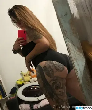 gigi-gigi / gigi.mw nude photo #0014