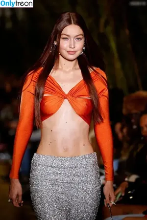 Gigi Hadid / GiGiHadid / aaliyahhadid nude photo #0646
