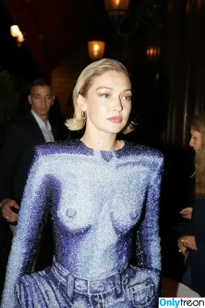 Gigi Hadid / GiGiHadid / aaliyahhadid nude photo #0744