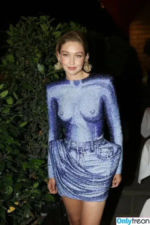 Gigi Hadid / GiGiHadid / aaliyahhadid nude photo #0767