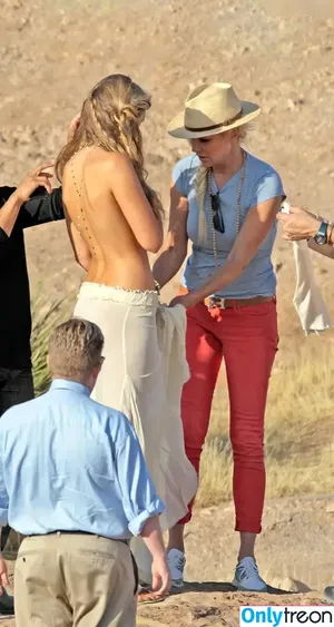 Gigi Hadid / GiGiHadid / aaliyahhadid nude photo #0843