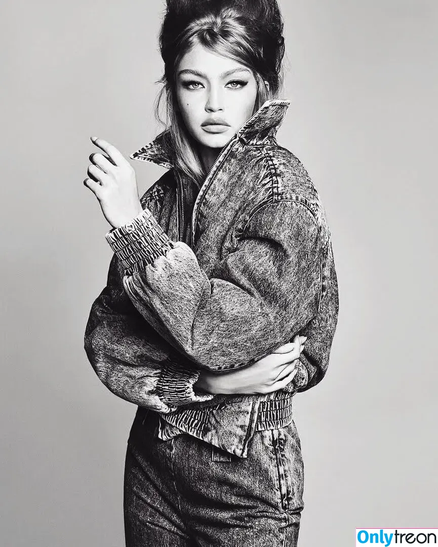 Gigi Hadid nude photo #0614 (GiGiHadid / aaliyahhadid)