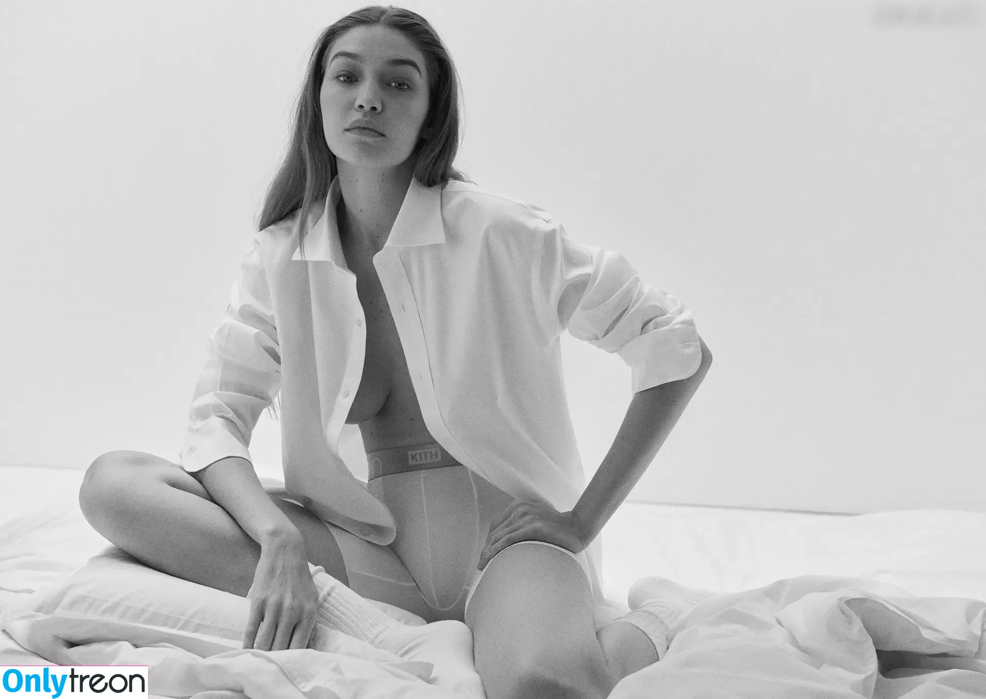 Gigi Hadid nude photo #0675 (GiGiHadid / aaliyahhadid)
