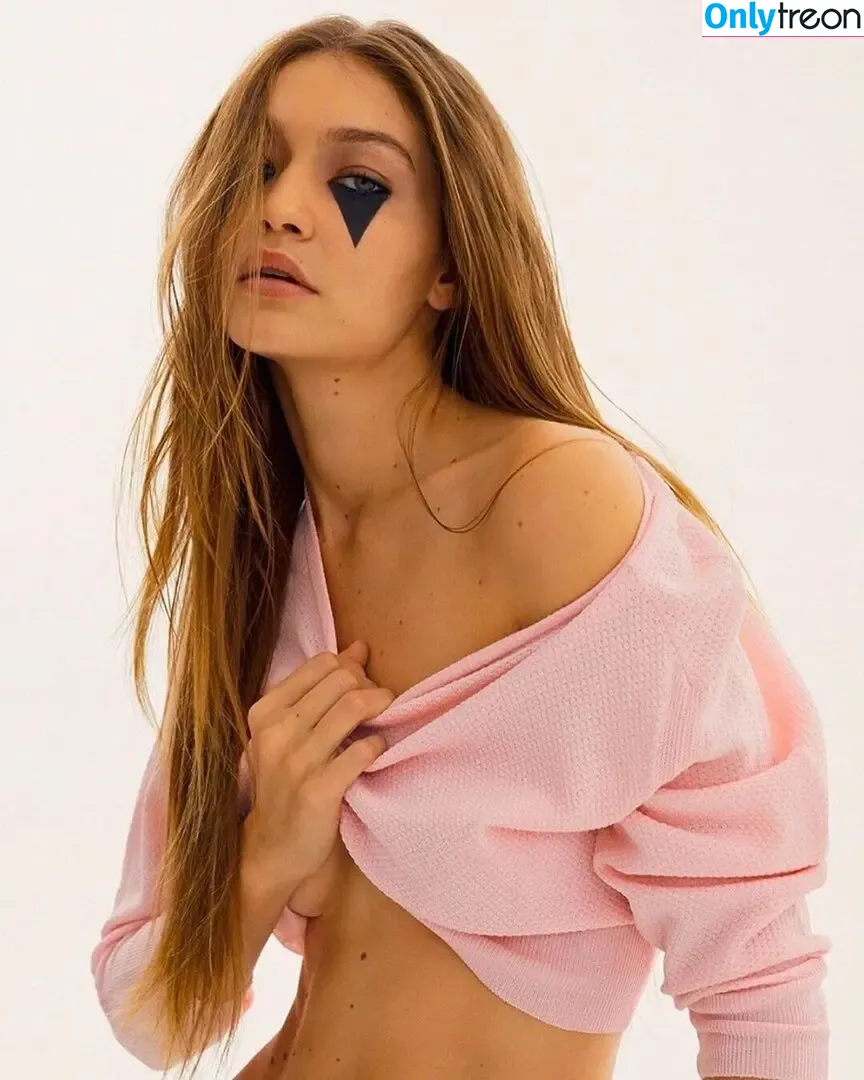 Gigi Hadid nude photo #0703 (GiGiHadid / aaliyahhadid)