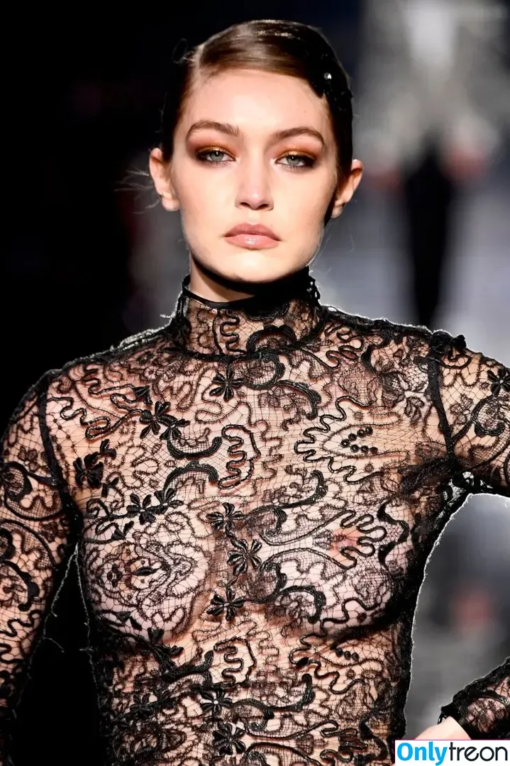 Gigi Hadid nude photo #0783 (GiGiHadid / aaliyahhadid)