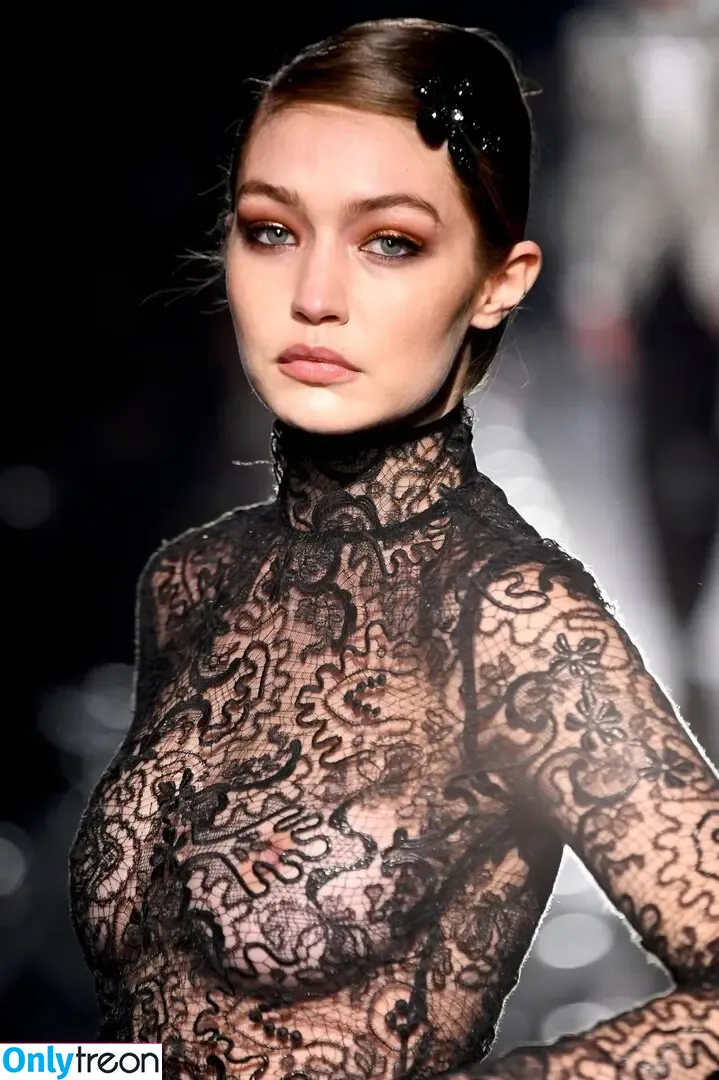 Gigi Hadid nude photo #0784 (GiGiHadid / aaliyahhadid)